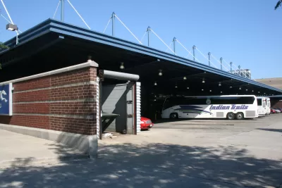 DOWNTOWN CHICAGO MOTORCOACH LOADING ZONES & PARKING LOCATIONS