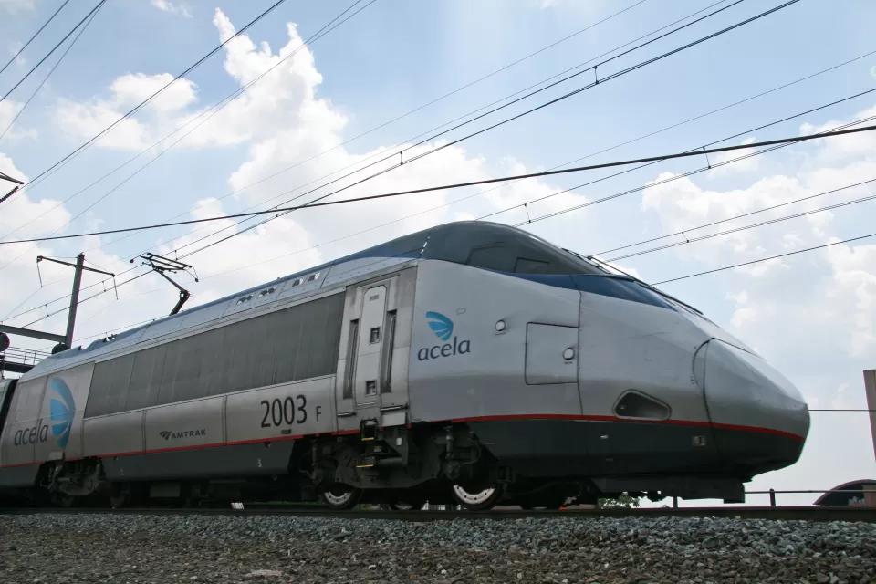 dessins du train express Acela