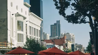 Santa Barbara Renews Parklet Program