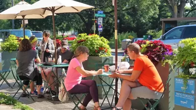 Santa Barbara Renews Parklet Program