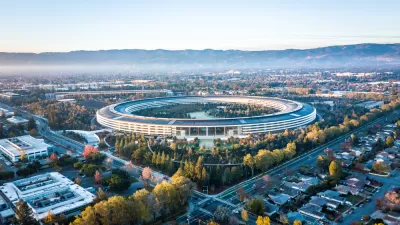 Apple Stores in Loudoun County